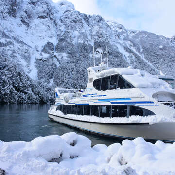 Lago Fr&iacute;as invierno - Puerto Blest