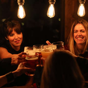 Cerveza artesanal Con amigos