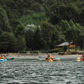 Kayak en Lago Gutiérrez