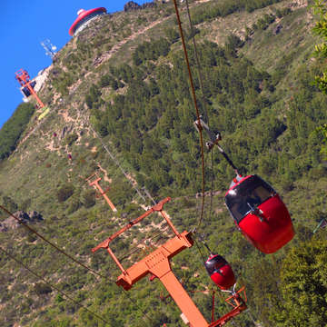 Torres teleférico verano